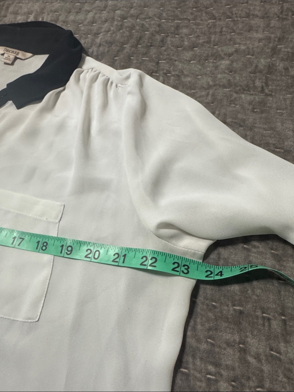 Decree Color Block Blouse - Picture 4 of 4